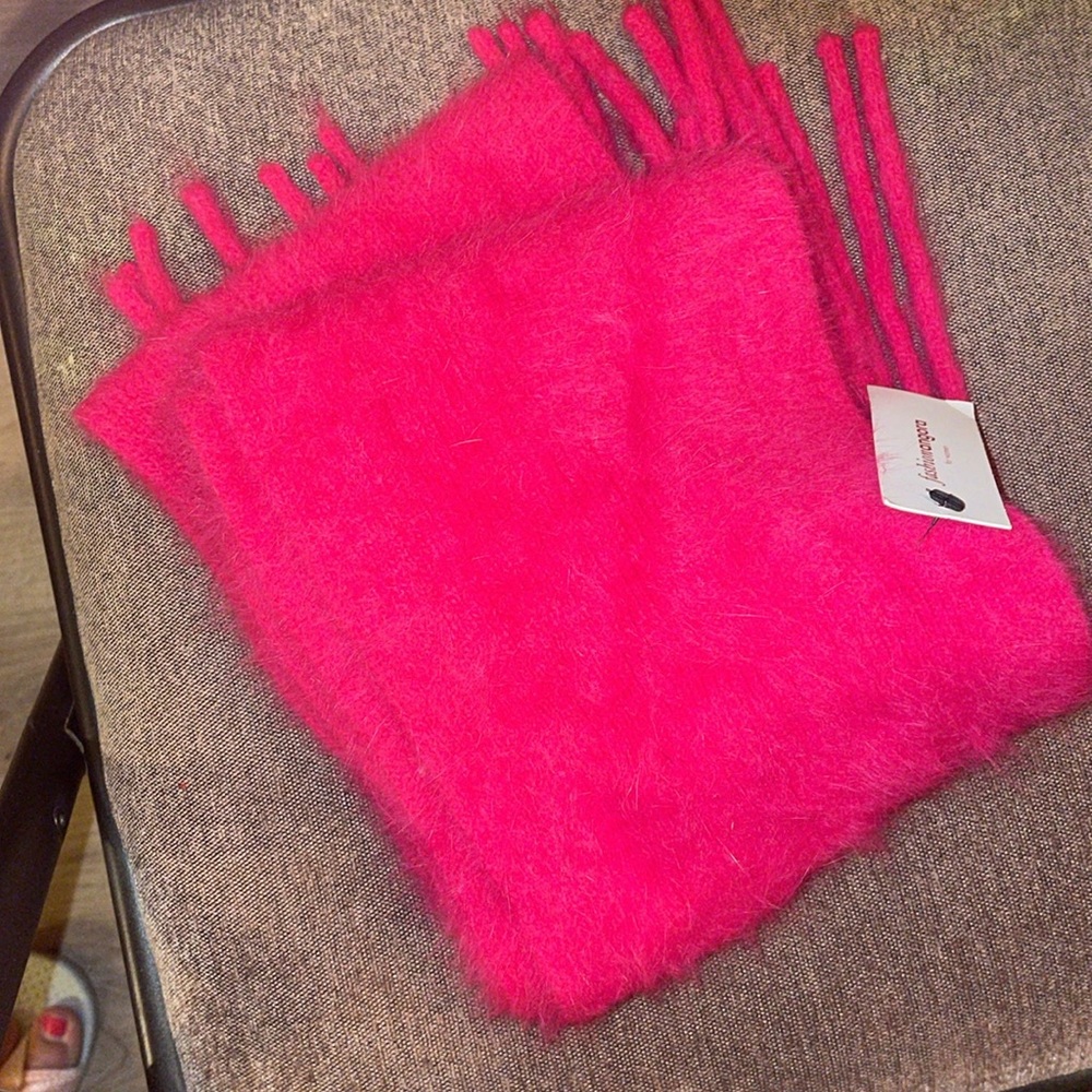 Fashion Angora Barbie core hot pink scarf medium super soft warm - Picture 8 of 8